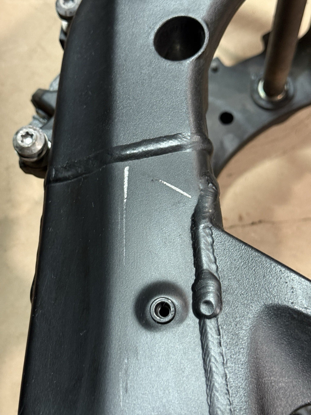 2008-2016 Yamaha YZF R6 OEM Main Frame Chassis Street Legal EZ Register