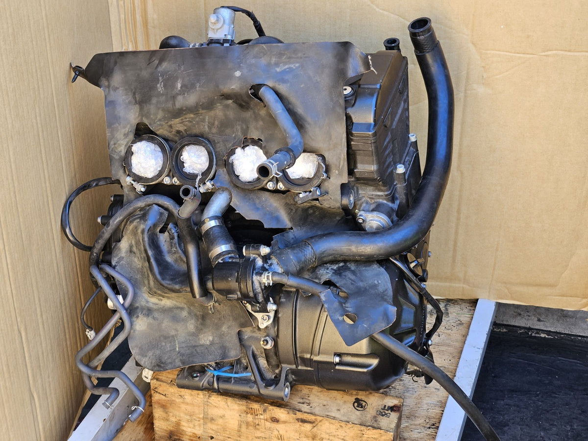 2007 2008 Yamaha R1 YZF-R1 OEM Complete Running Engine Motor Transmission 23k8
