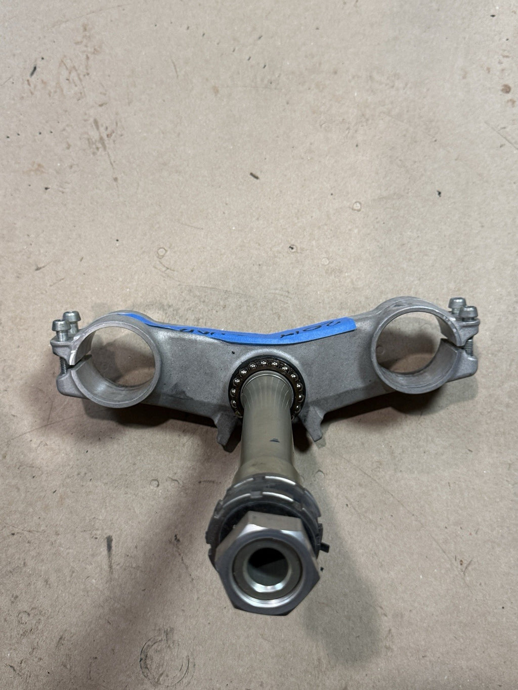 11-15 Kawasaki Ninja ZX10R OEM Lower Triple Tree Clamp Steering Stem