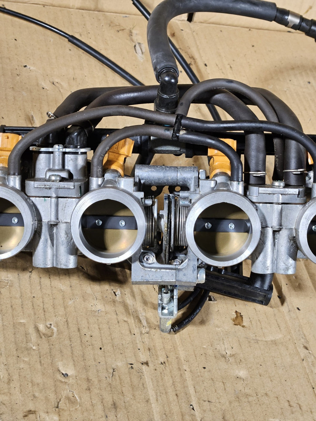 2013 Honda CBR600RR CBR 600RR OEM Throttle Body Primary Secondary Fuel Injectors16