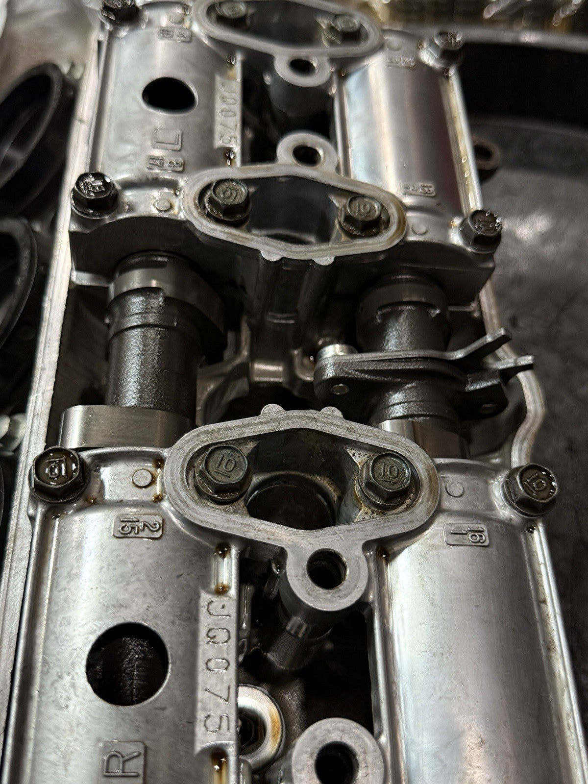 2008-2011 Honda CBR1000RR OEM Engine Cylinder Head Valves Camshafts Assembly16