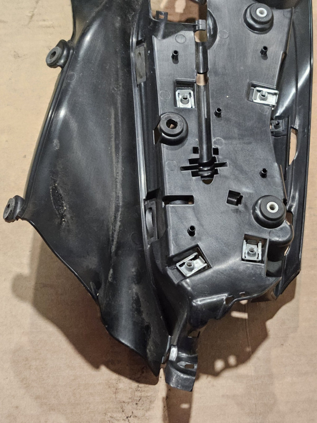12-19 Ducati 899 959 1199 1299 Oem Right Holder Mid Upper Side Fairing Inner Cow