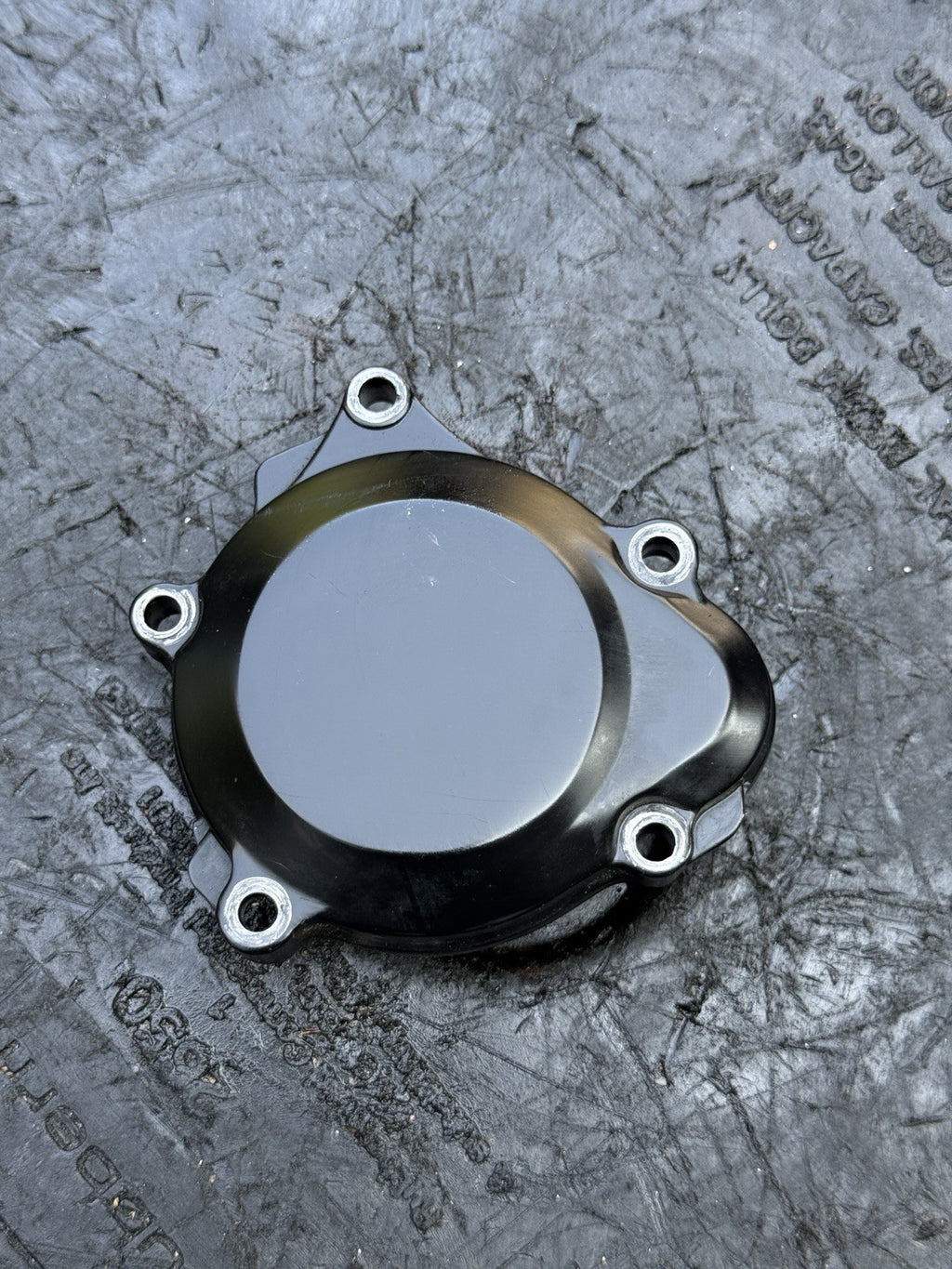 2000-2003 Suzuki GSXR750 OEM Starter Clutch Gear Engine Side Cover Assembly0