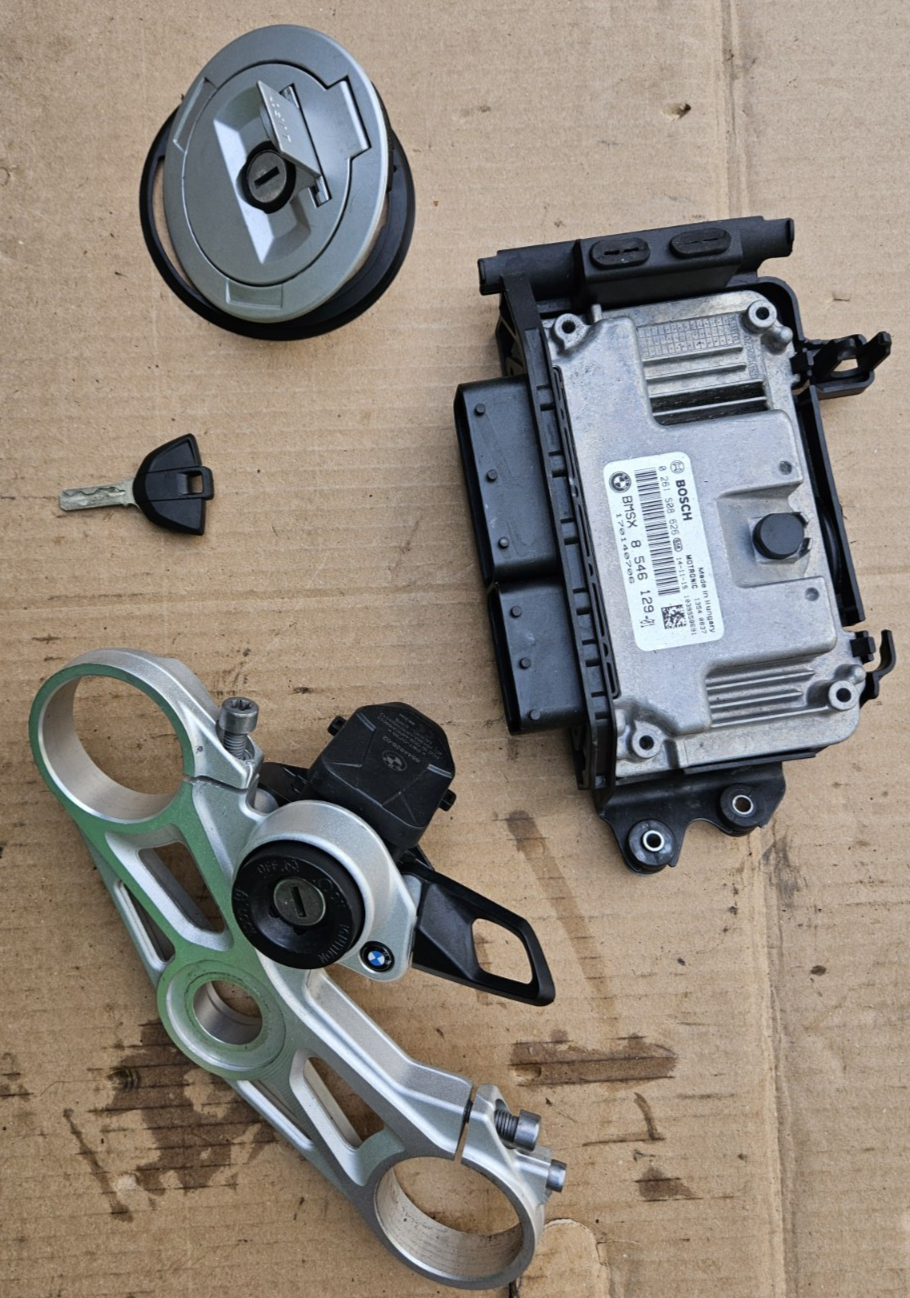 2010-2014 BMW S1000RR OEM Ignition Switch Lock Set Key ECU Lockset Assembly OEM0