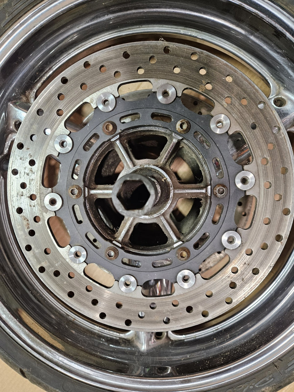 1999-2002 Yamaha YZF-R6 OEM Front Wheel Rim Chrome Straight w/ Rotors