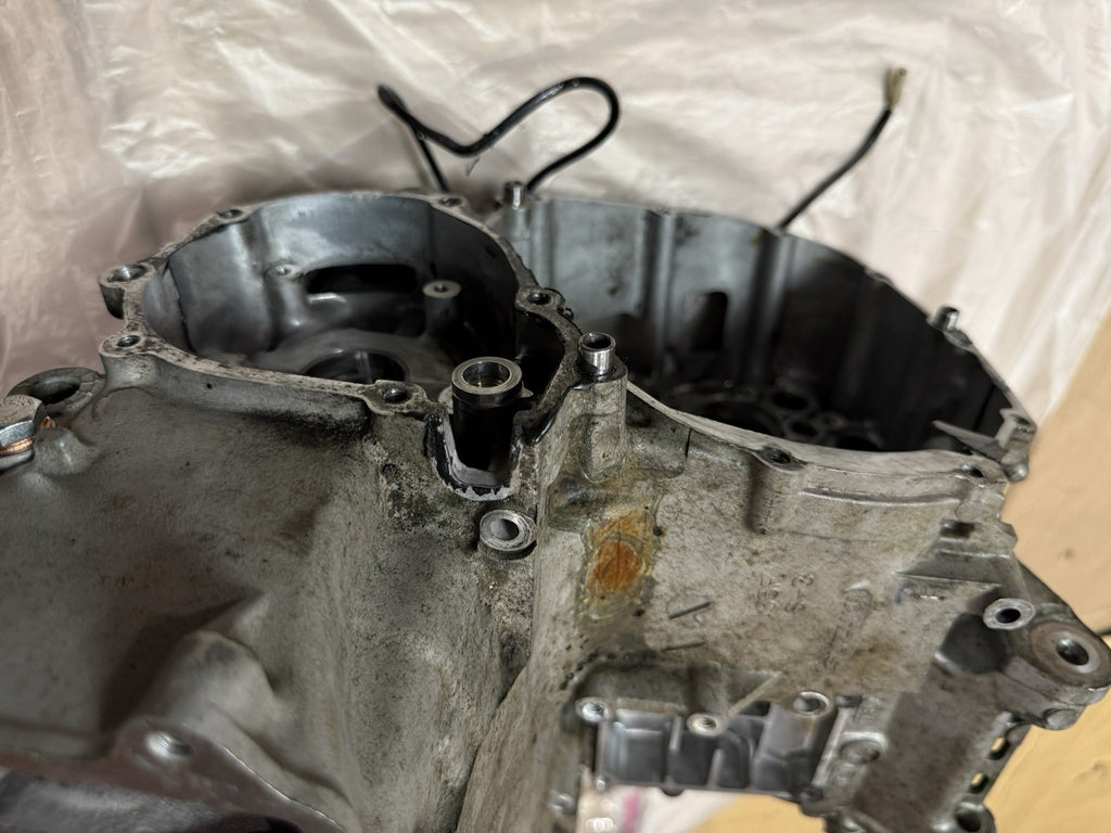 2000-2003 Suzuki GSXR750 OEM Engine Crankcase Upper Lower Case Block Assembly11