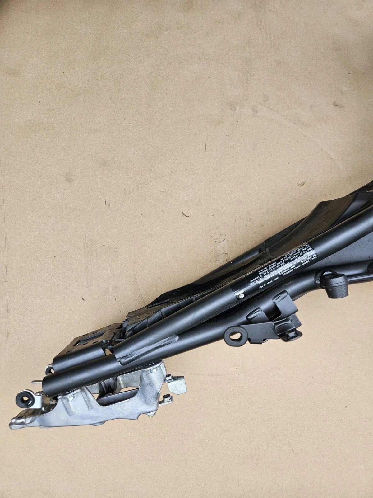 2022-2025 Yamaha YZF R7 OEM Main Frame Chassis CLN Road Ready Straight NO DAMAGE6