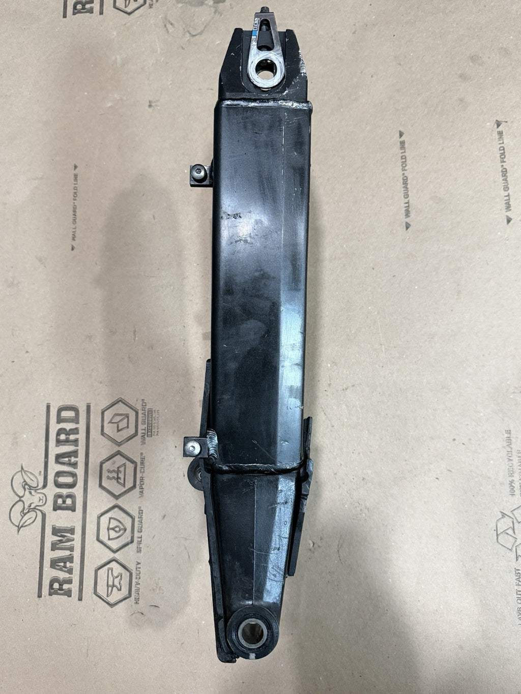 2001 2002 HONDA CBR 600 F4I F4 OEM SWINGARM REAR SUSPENSION 01 02