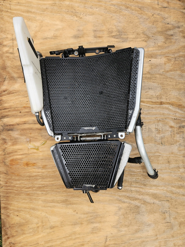2015-2018 Aprilia RSV4 R Factory Complete Radiator Engine Cooling Fan Oil Cooler OEM