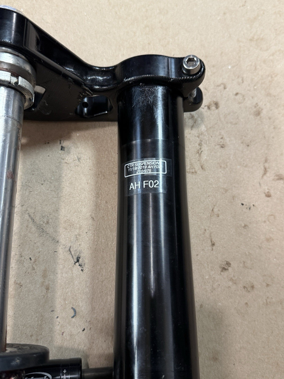 09-16 GSXR1000 K-Tech DDS Front Fork DDS Fork Cartridges Steering Stabilizer