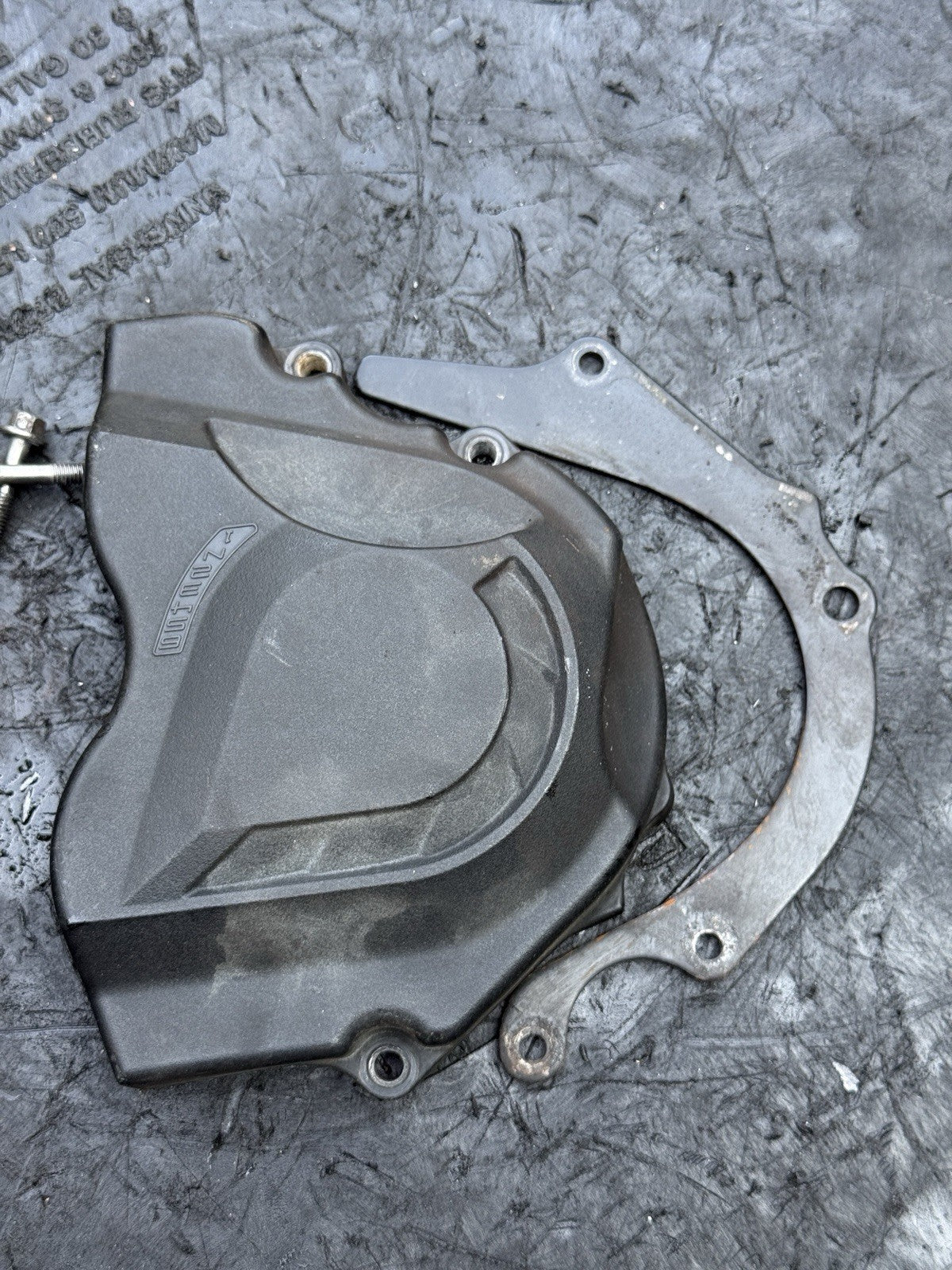 2011-2015 Kawasaki Ninja ZX10R OEM Front Sprocket Cover Chain Case Guard Guide3
