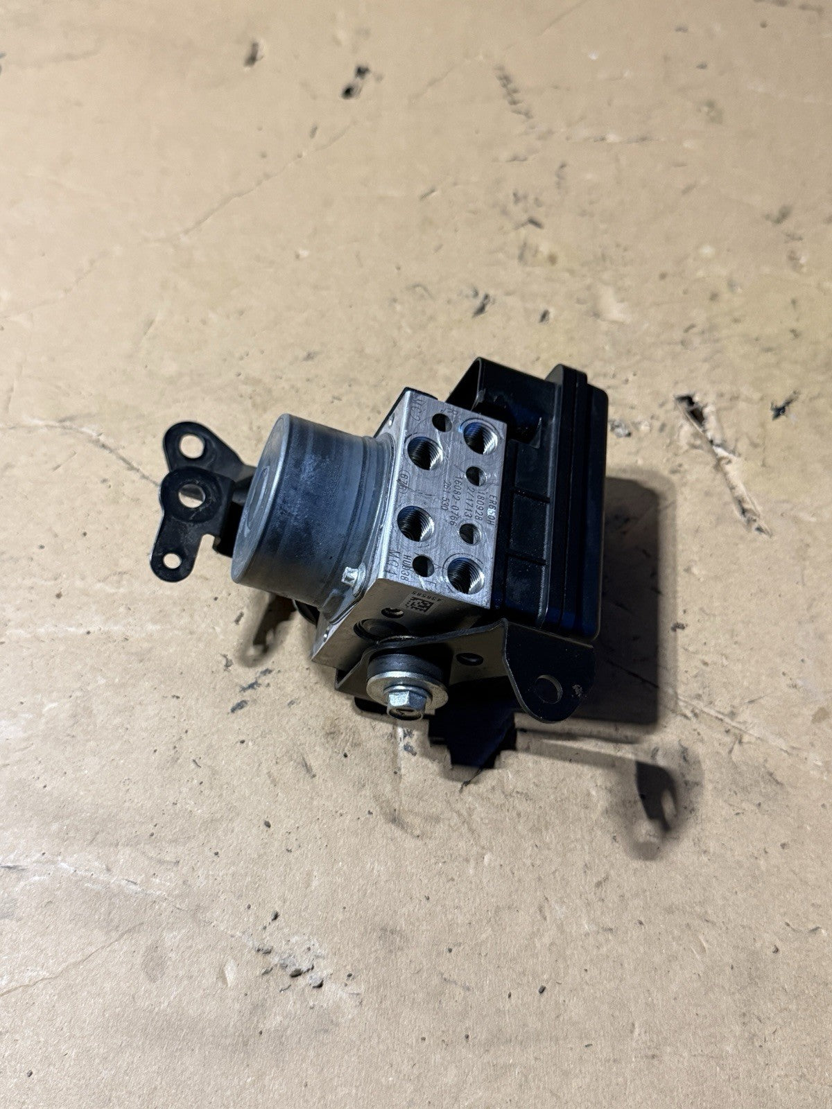 2017-2023 Kawasaki Ninja 650 EX650 OEM ABS Pump Unit Module 16082-07670