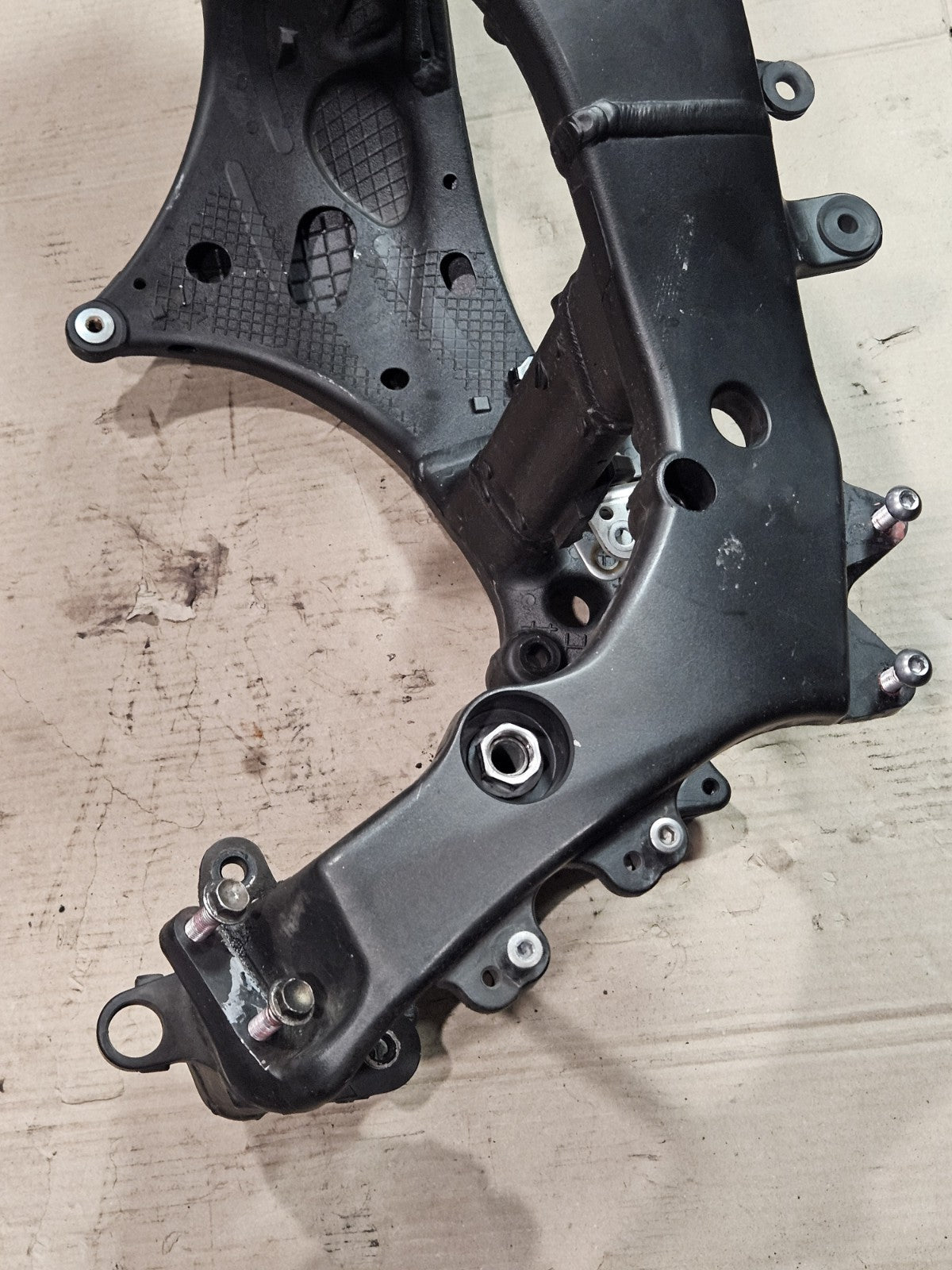 2011-2015 Kawasaki Ninja ZX10R OEM Frame Chassis Straight Clean 11K Miles