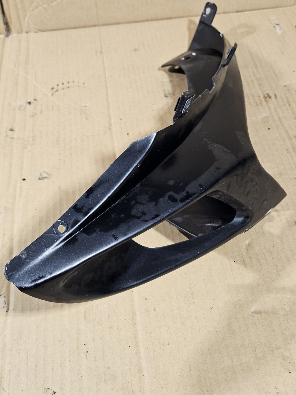 2006 2007 Suzuki GSXR600 Right Air Intake Duct OEM 9442001H00 Genuine Tube2