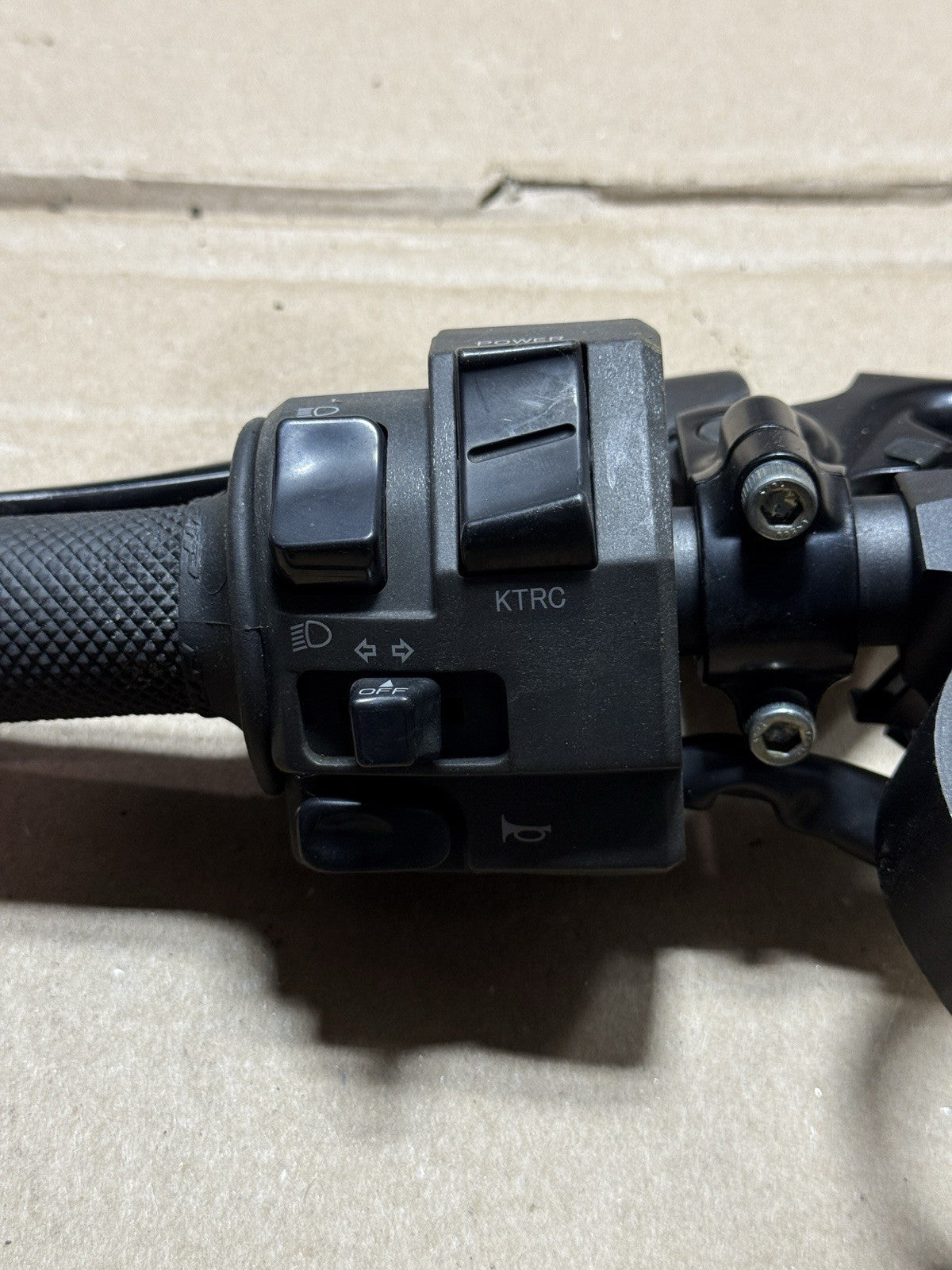 2015 13-18 NINJA ZX6R ZX636 OEM LEFT CLIP ON CLIPON HANDLEBAR W SWITCHES CLUTCH