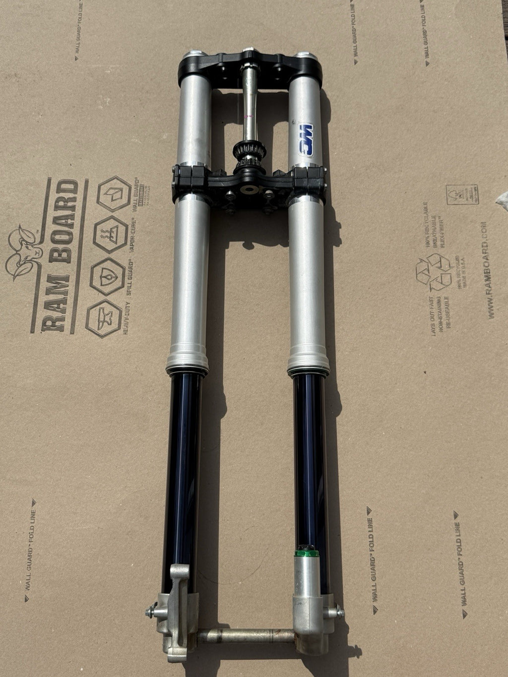 17-18 Kawasaki KX450F OEM Showa SFF Air TAC Forks Tubes Triple Tree Set