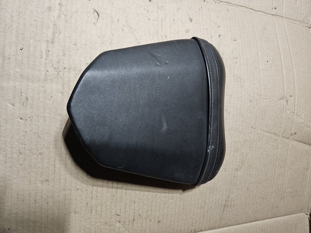 08-16 Yamaha YZF-R6 R6 OEM Rear Passenger Seat Pillion Saddle 13S-24750-00-000