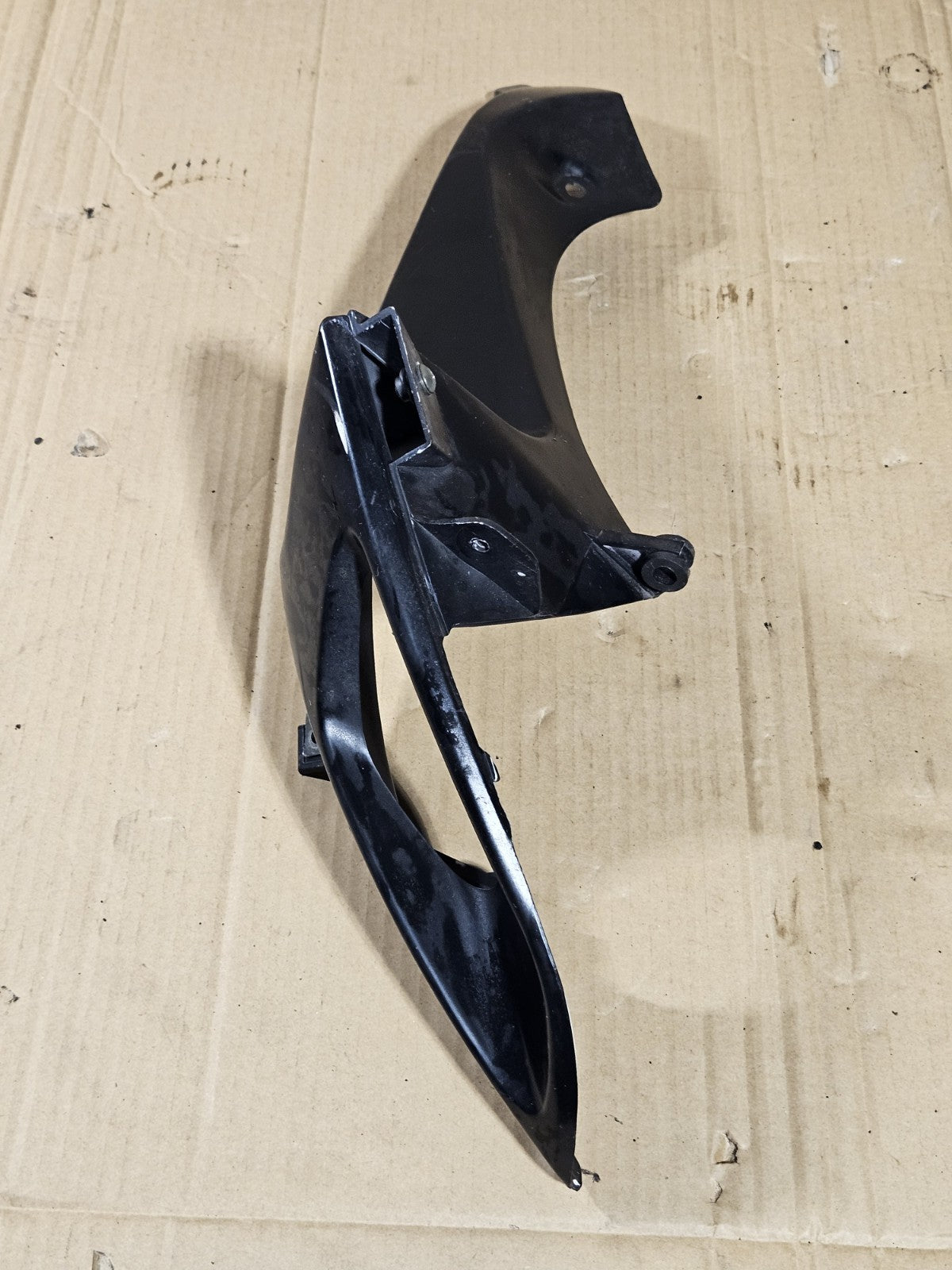 2006 2007 Suzuki GSXR600 Right Air Intake Duct OEM 9442001H00 Genuine Tube14