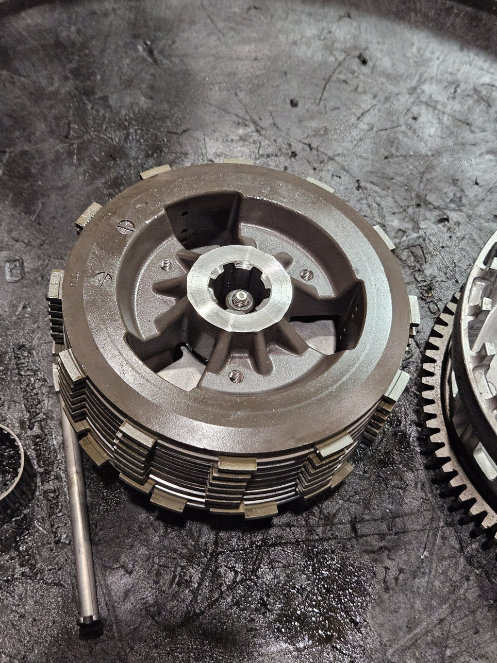 2017-2025 Suzuki GSX-R1000 GSXR1000R L7 OEM Clutch Basket Hub Plates 21200-178808
