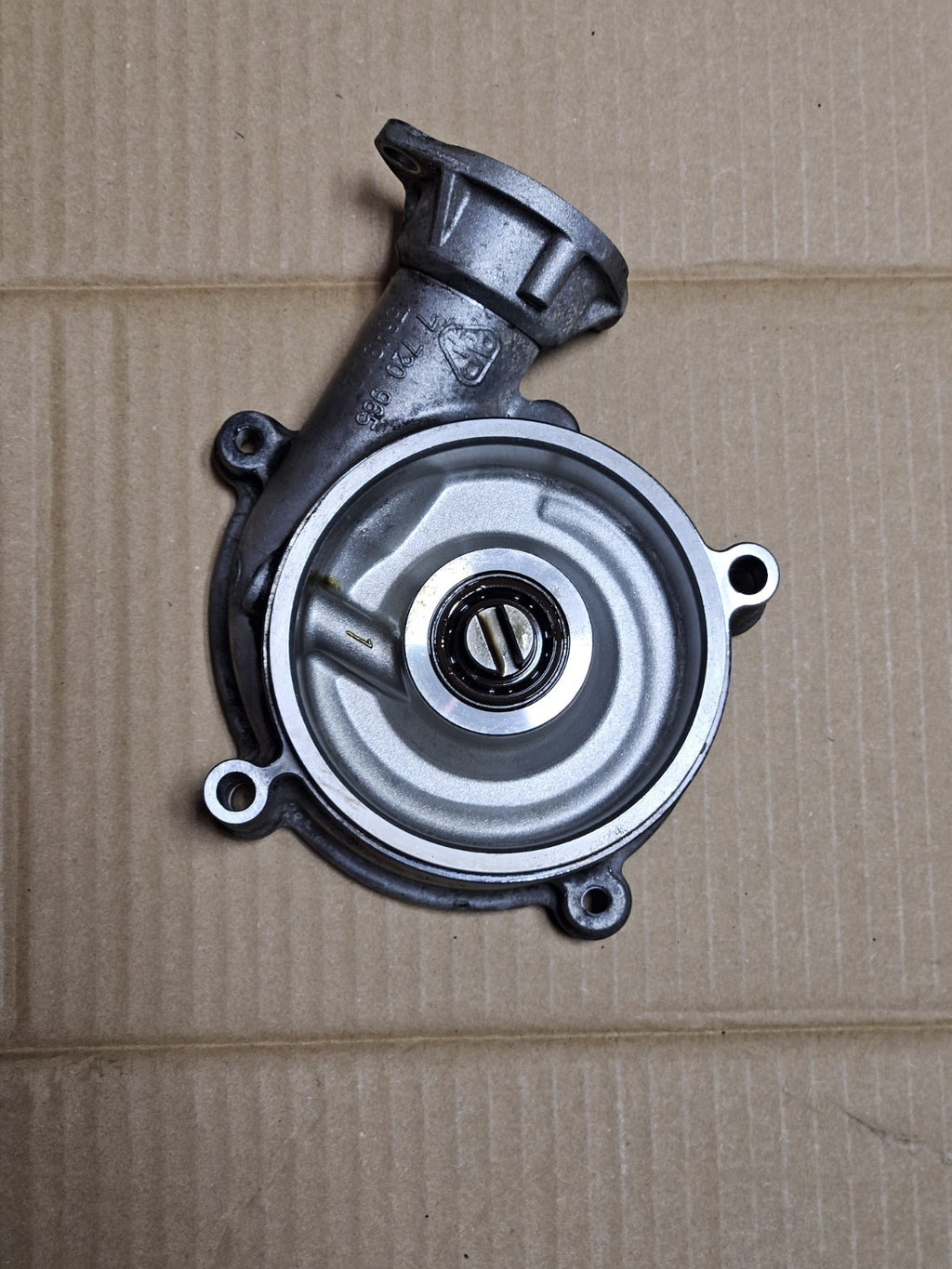 2010-2014 BMW S1000RR S1000 Engine Coolant Cooling OEM Water Pump Housing Cover