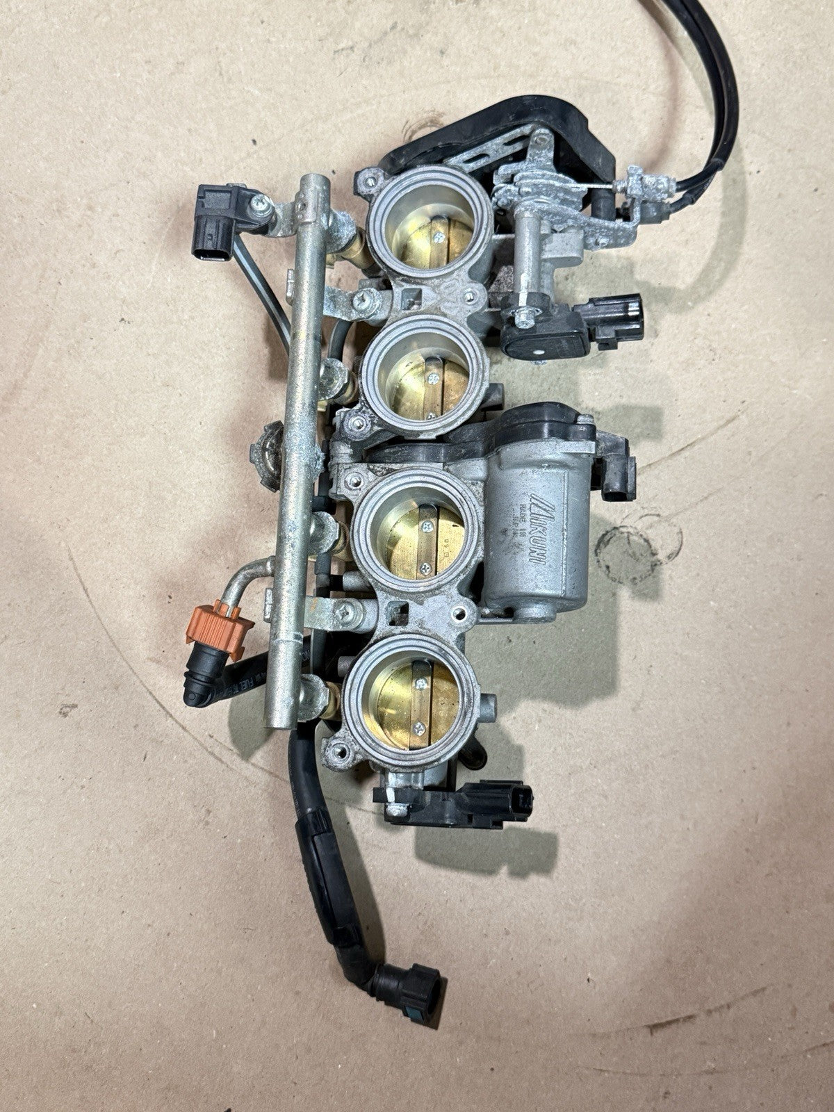 08-16 2009 Yamaha YZF R6 OEM Throttle Body Bodies Fuel Injectors Assembly Set