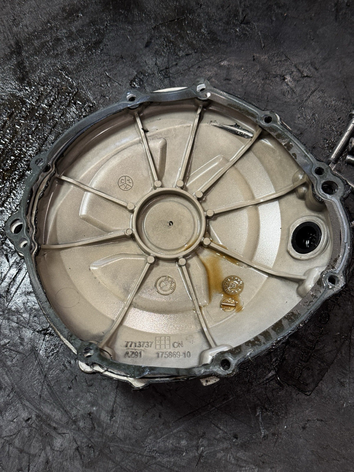 2009-2016 BMW S1000RR HP4 S1000R OEM Engine Clutch Cover RH 11147713739 771373710