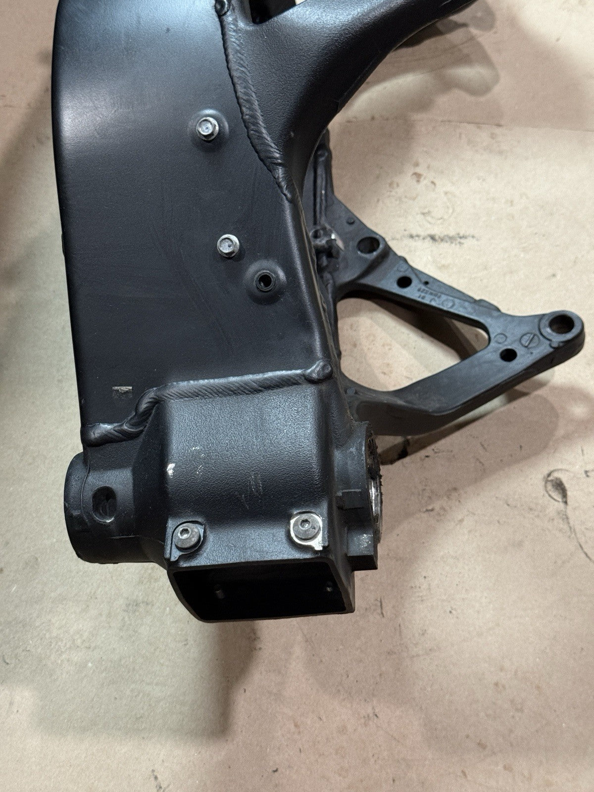 2008-2016 Yamaha YZF R6 OEM Main Frame Chassis Street Legal EZ Register