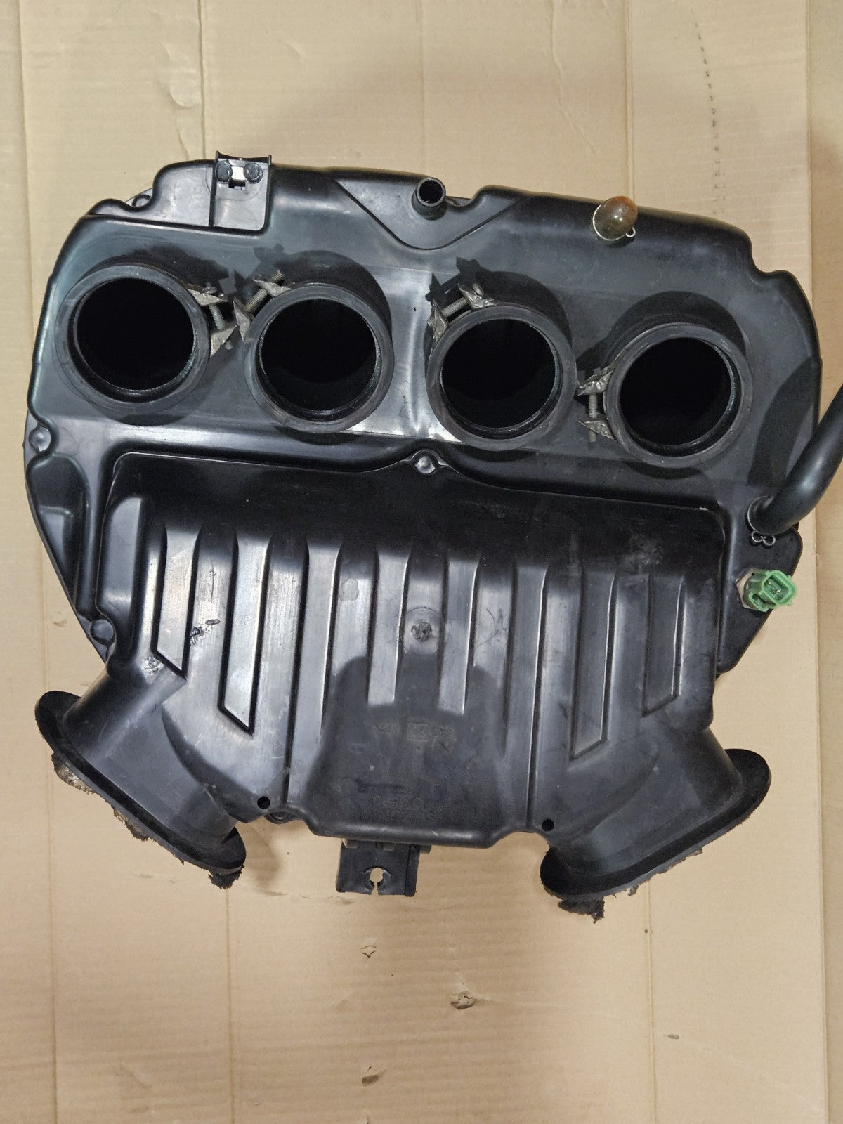 01-03 Suzuki GSXR750 GENUINE OEM Intake Airbox Air Box Filter Cleaner Assembly