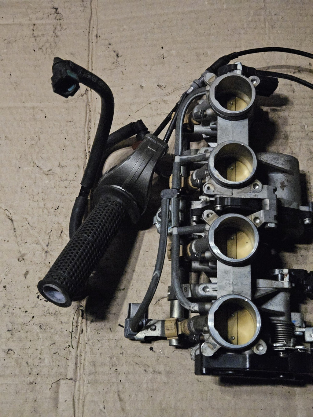 2008-2016 Yamaha YZF-R6 R6 OEM Throttle Bodies Fuel Injectors 13S-13750-00-001