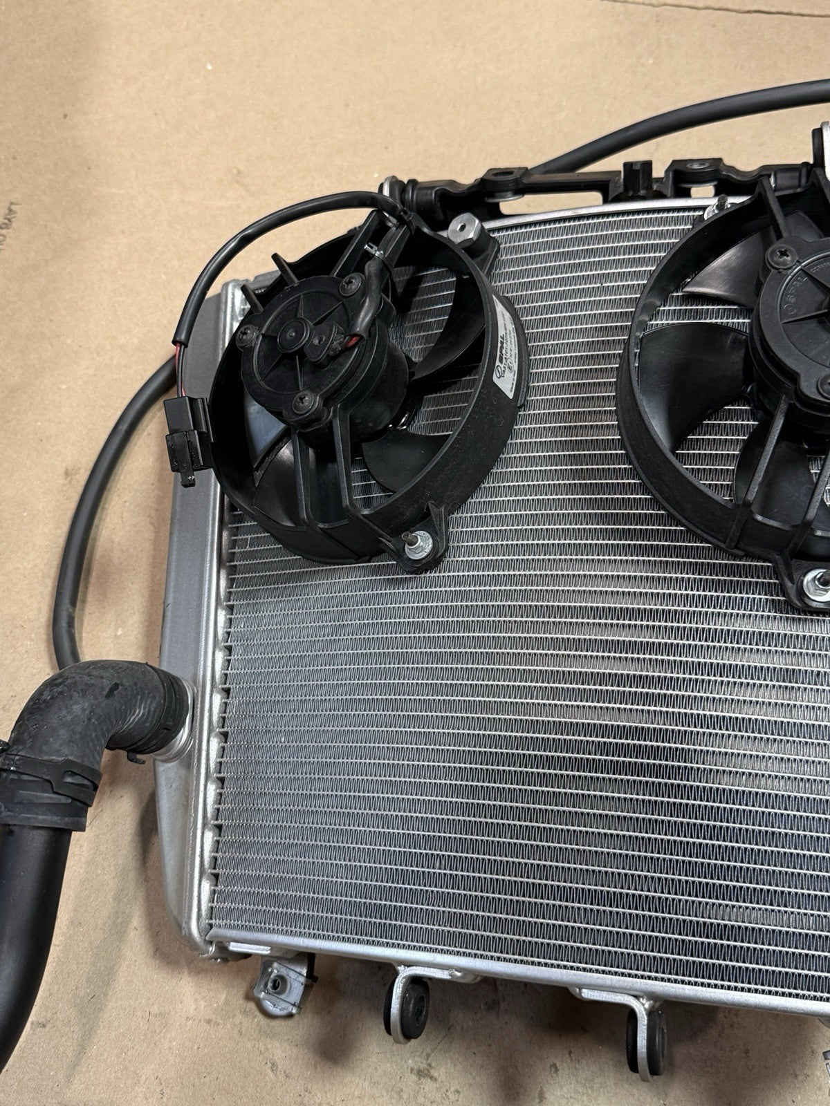 21-24 Aprilia RSV4 OEM Engine Radiator Motor Cooling Radiator Fan Left Right Set