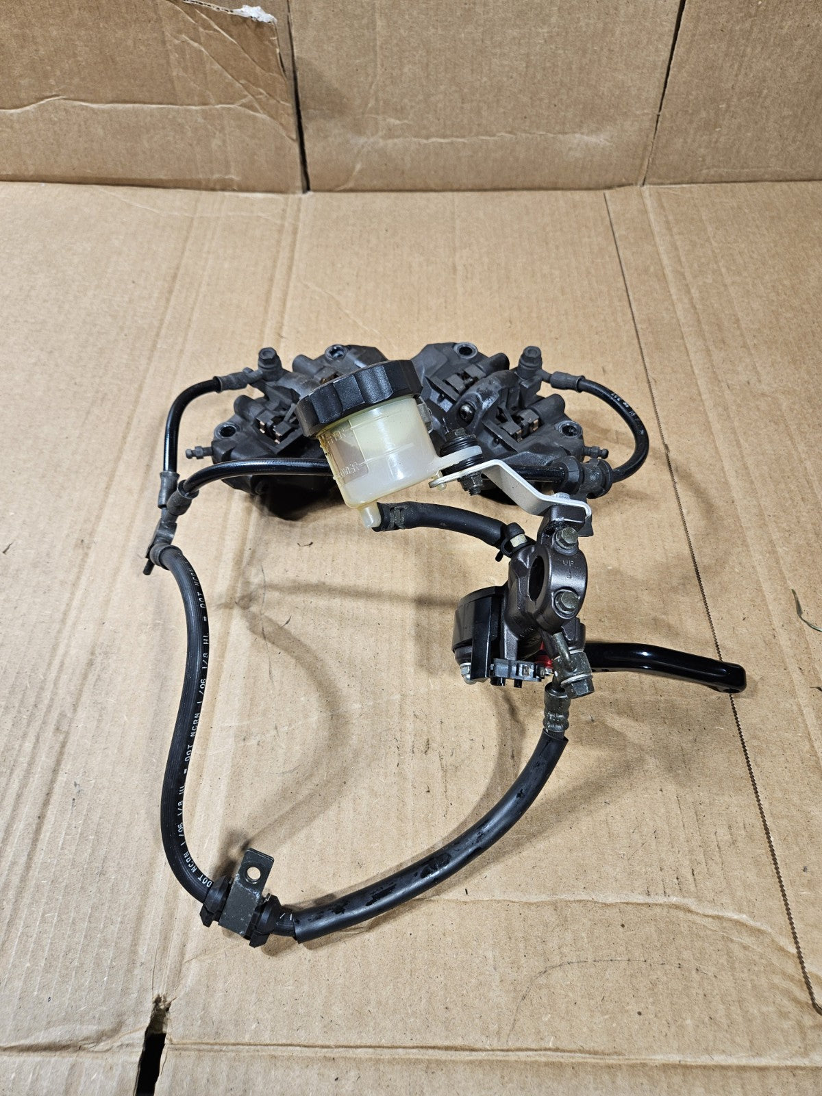 2006 Honda CBR1000RR Front Brake Assembly Complete OEM 45530MEL006 2006-20070