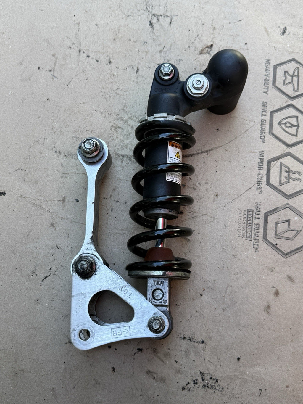 17-25 GSXR 1000 GENUINE OEM REAR BACK SHOCK SPRING COIL ABSORBER SUSPENSION