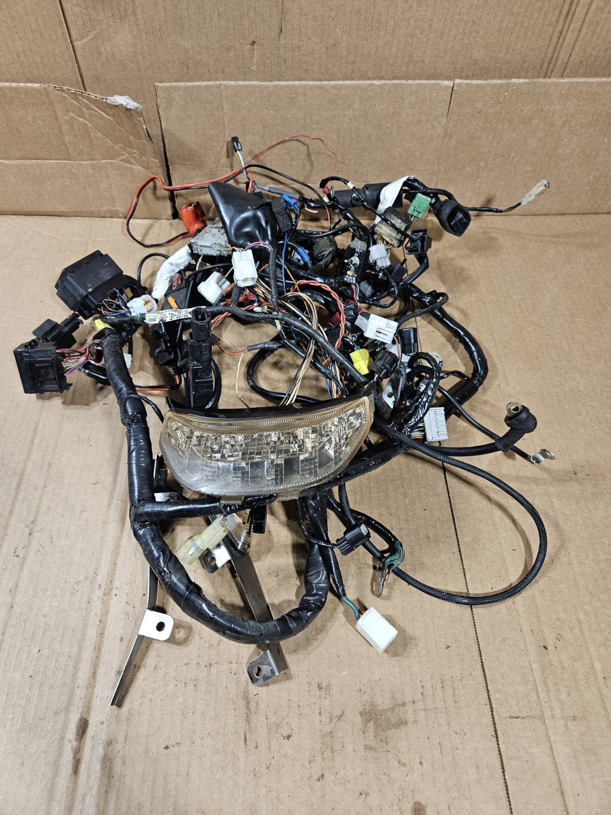 2006 Honda CBR1000RR Main Wiring Harness OEM 32100MELA20 Genuine Loom Motorcycle17