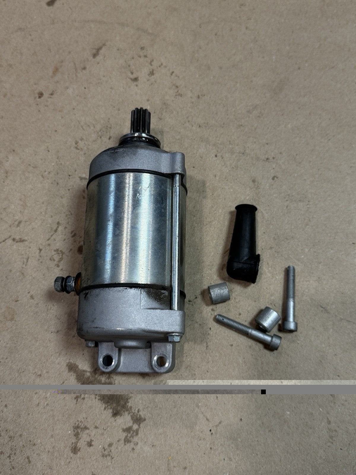 21-24 Aprilia RSV4 1100 OEM Starter Motor Engine Starting DC 12V Unit