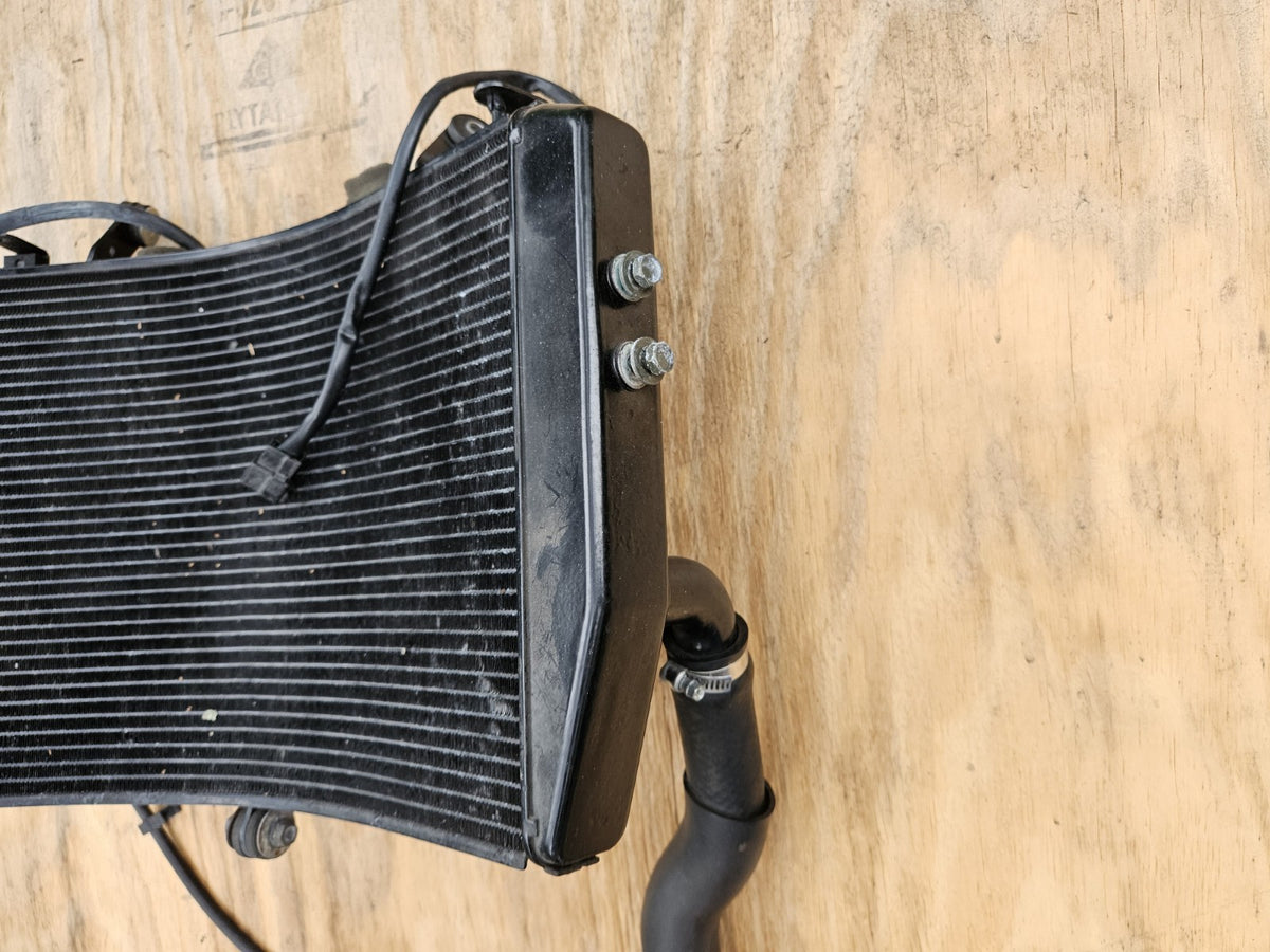 2008-2016 Yamaha YZF-R6 R6 OEM Radiator Cooling Fans Engine Cooler 13S-12461-004