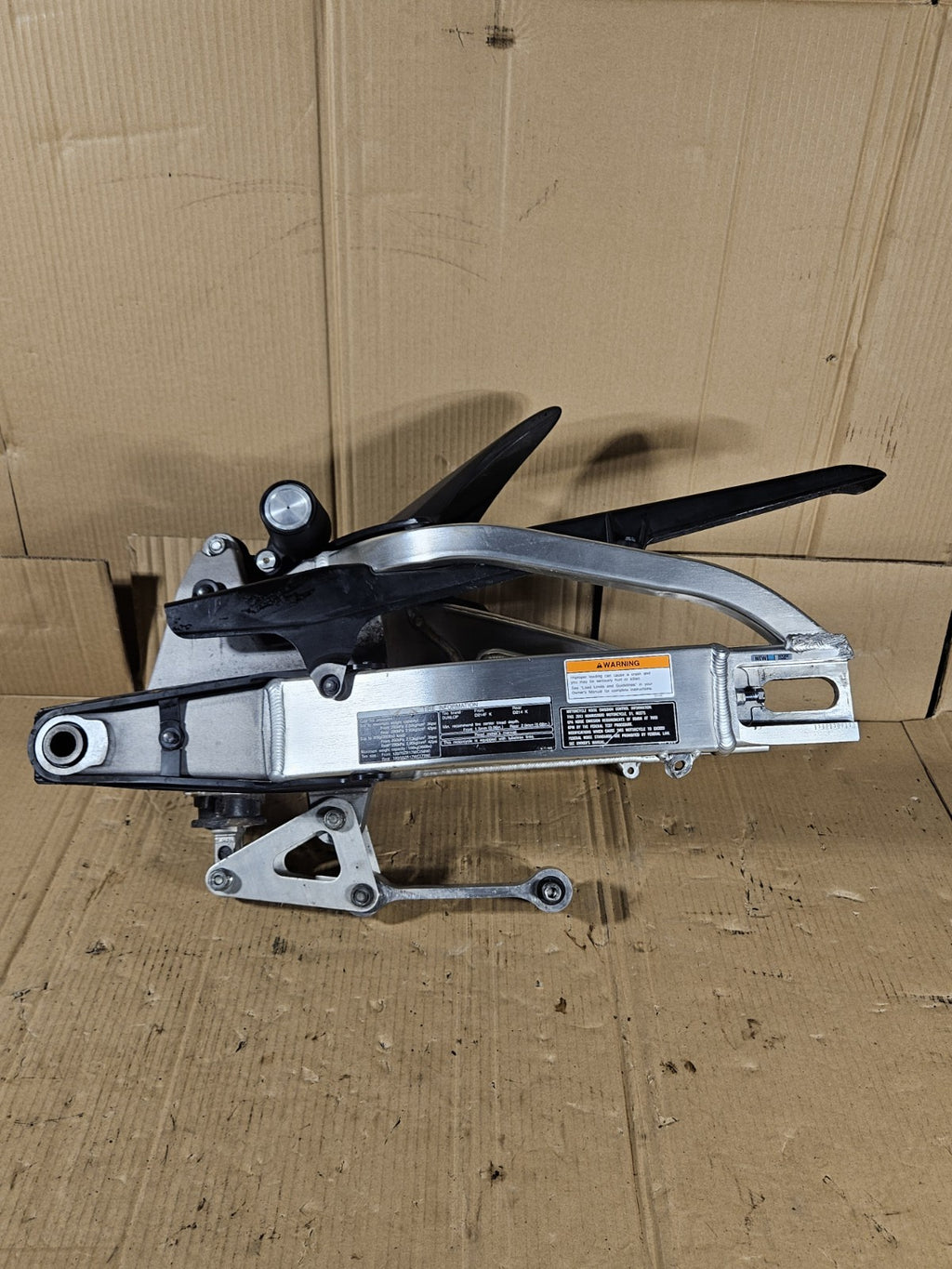 2013-2020 Honda CBR600RR Swing Arm OEM 52200MFJJ30 Genuine Swingarm READ1