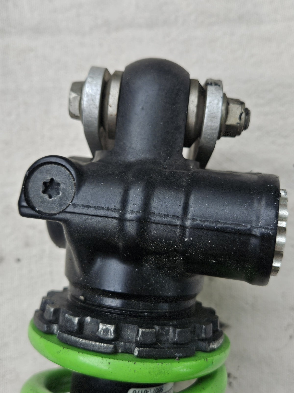 2016-2020 Kawasaki Ninja ZX10R OEM Showa Rear Shock Spring 45014-0515-52J8