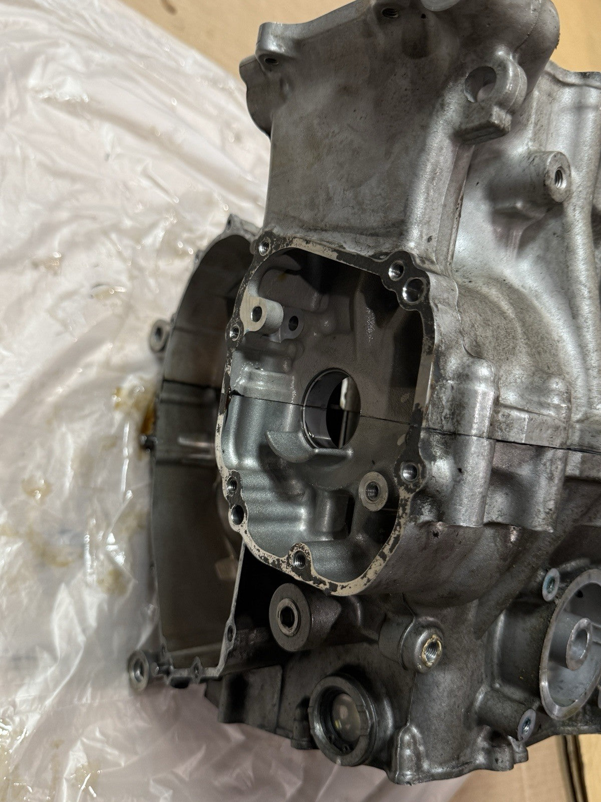 11-15 KAWASAKI NINJA ZX10R OEM ENGINE MOTOR CRANKCASE CRANK CASES BLOCK3
