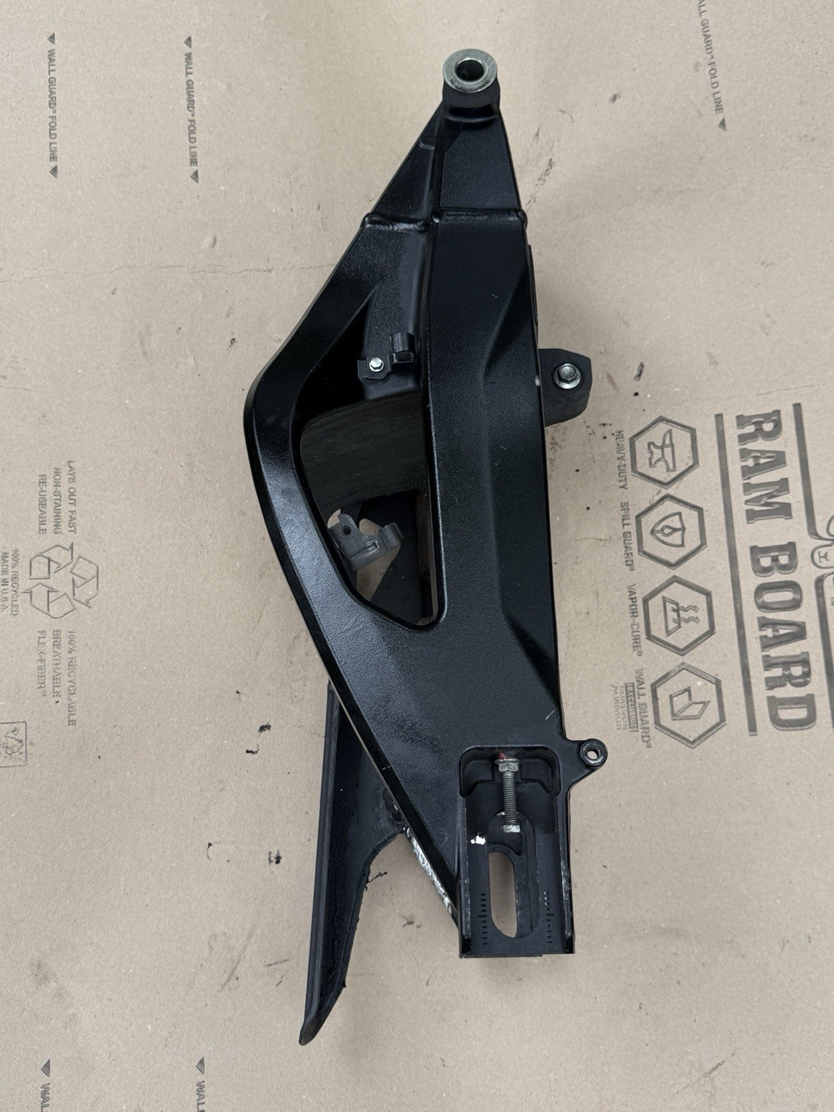 2017-2025 Suzuki GSXR1000 GSXR1000R GSX-R 1000 R OEM Rear Swingarm Swing Arm