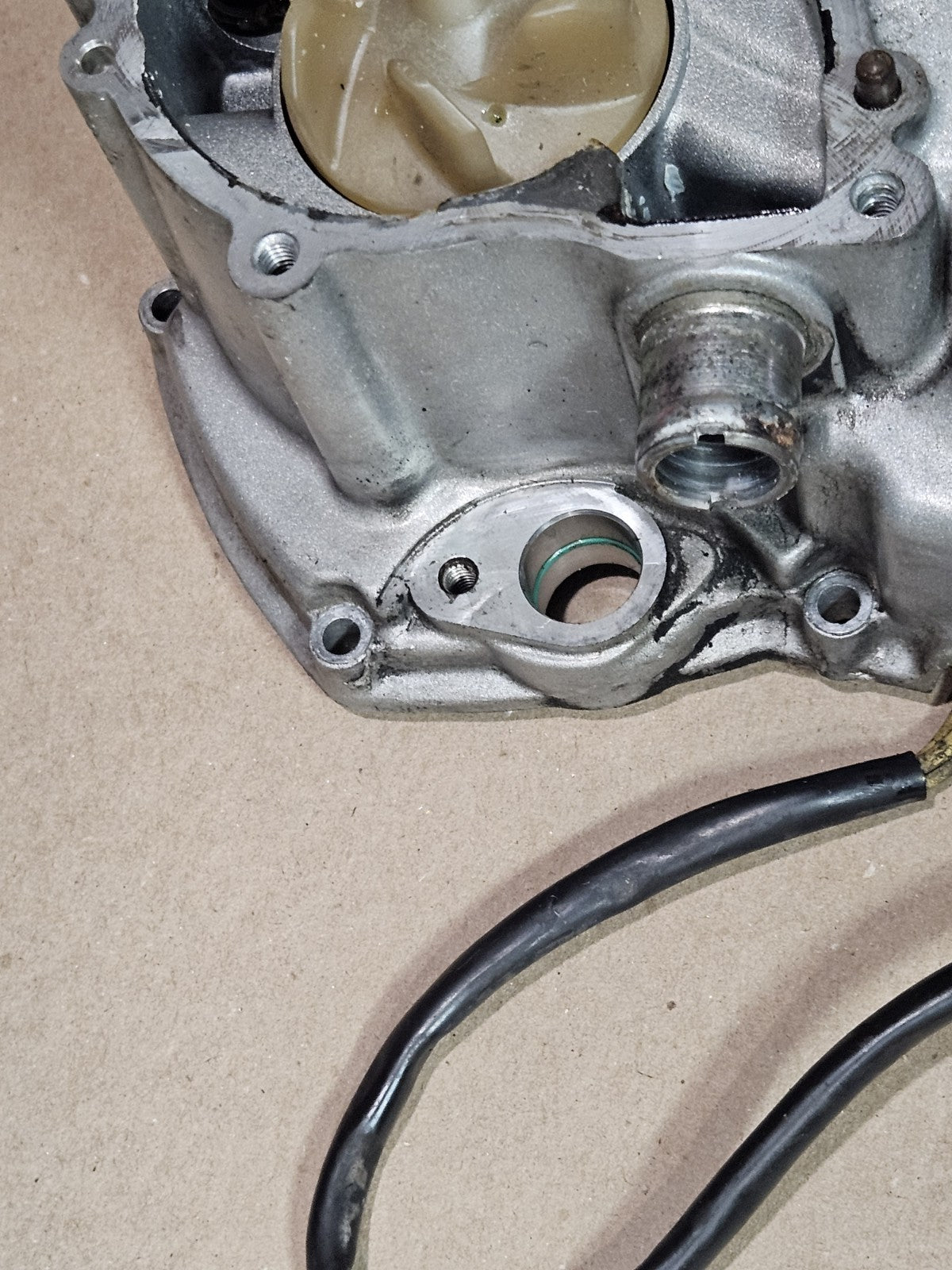 94-05 Ducati 748 916 996 998 ST2 ST4 Monster S4 OEM Left Engine Stator Cover