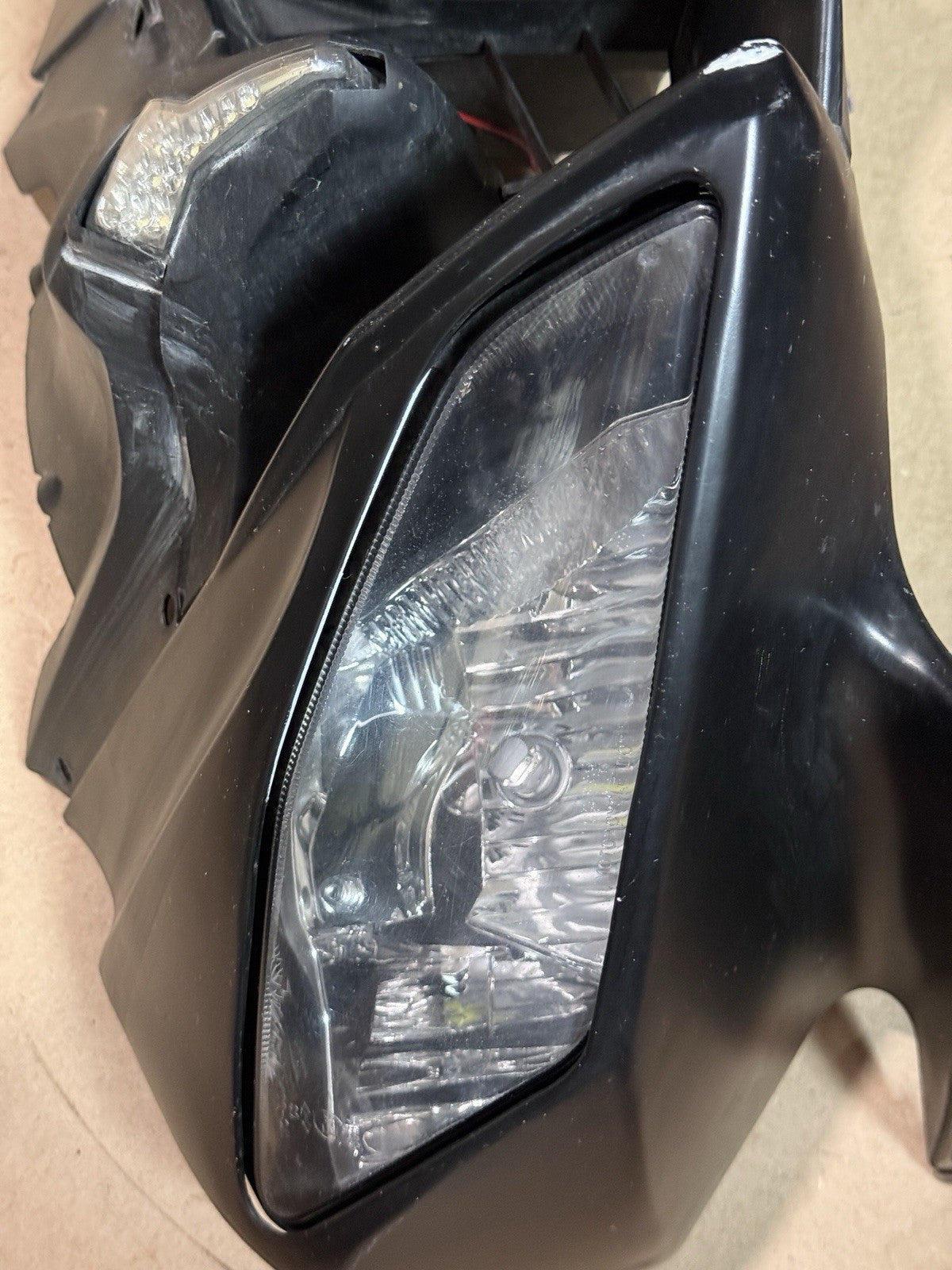 2008-16 Yamaha YZF-R6 OEM Front Headlight Head Light Lamp Assembly Tested Work