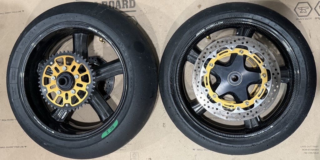 Rotobox Boost Carbon Wheels Set Front Rear 17x3.5 17x6 2010-2019 BMW S1000RR HP4
