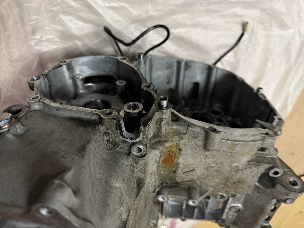 2000-2003 Suzuki GSXR750 OEM Engine Crankcase Upper Lower Case Block Assembly12