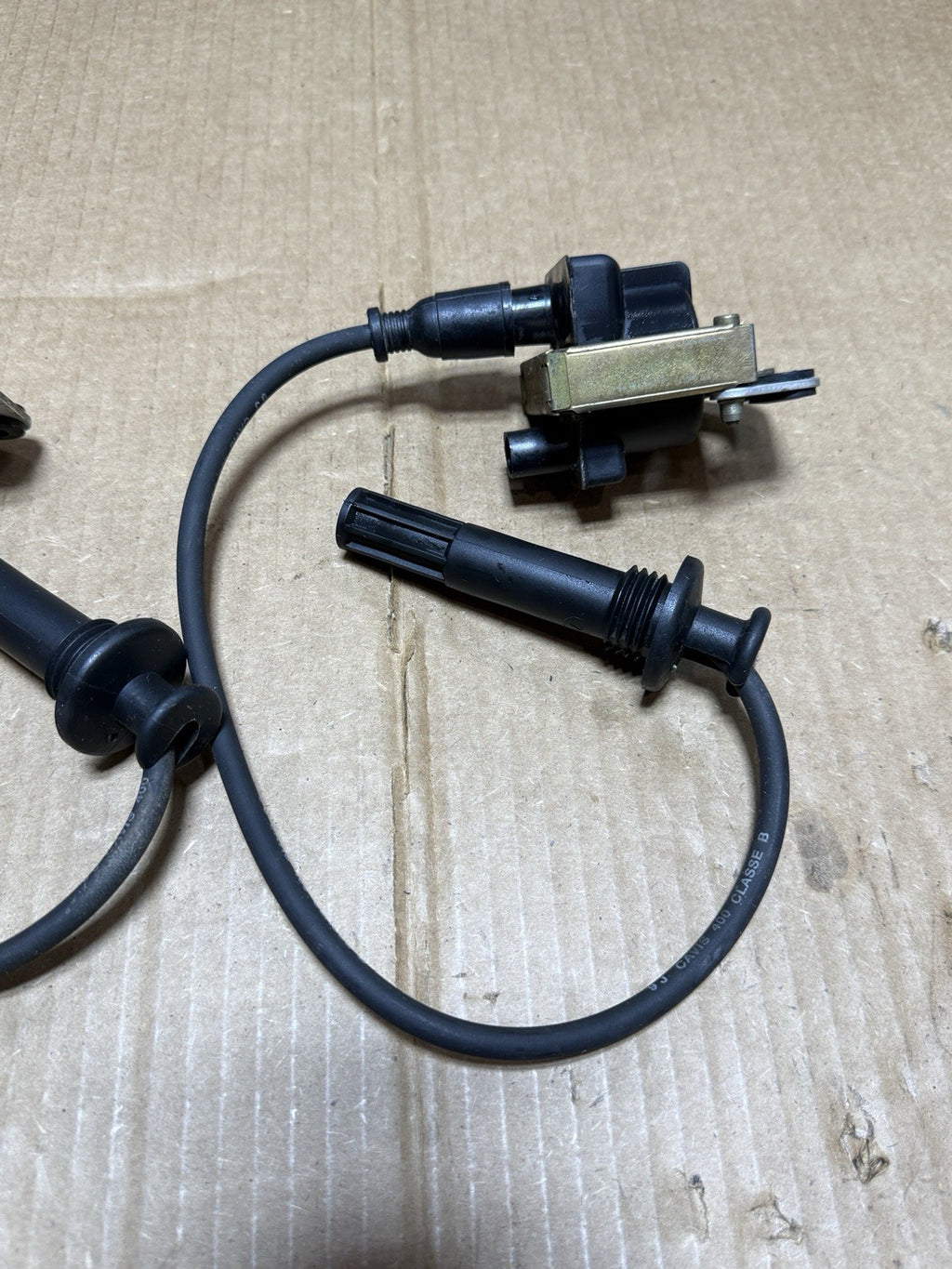 94-03 OEM Ignition Coils W Plug Wires Ducati 996 748 916 Sps 67110011A 67110021A
