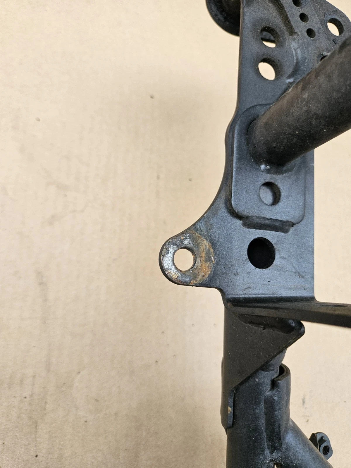 2022-2025 Yamaha YZF R7 OEM Main Frame Chassis CLN Road Ready Straight NO DAMAGE17
