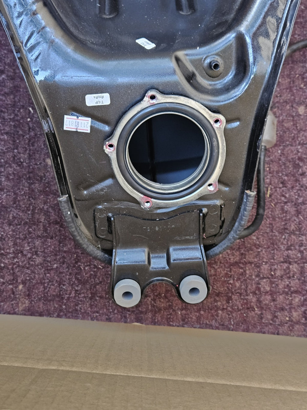 17-19 KAWASAKI NINJA 650 GAS TANK FUEL RESERVOIR CELL GLOSS BLACK CLEAN12