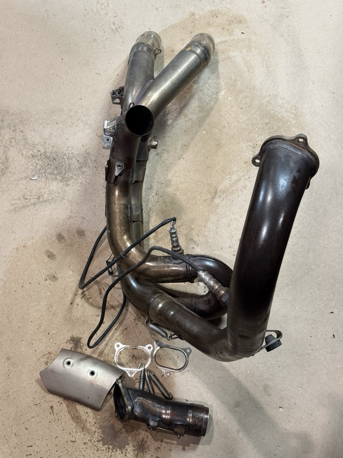 2011-13 Ducati 848 Evo 1098 1198 OEM Exhaust Headers Mid Pipe Assembly Straight