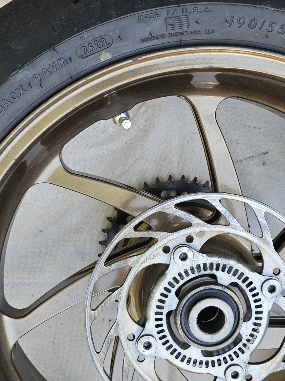KAWASAKI NINJA ZX10RR ZX10R Marchesini FORGED REAR WHEEL RIM GOLD BRONZE3