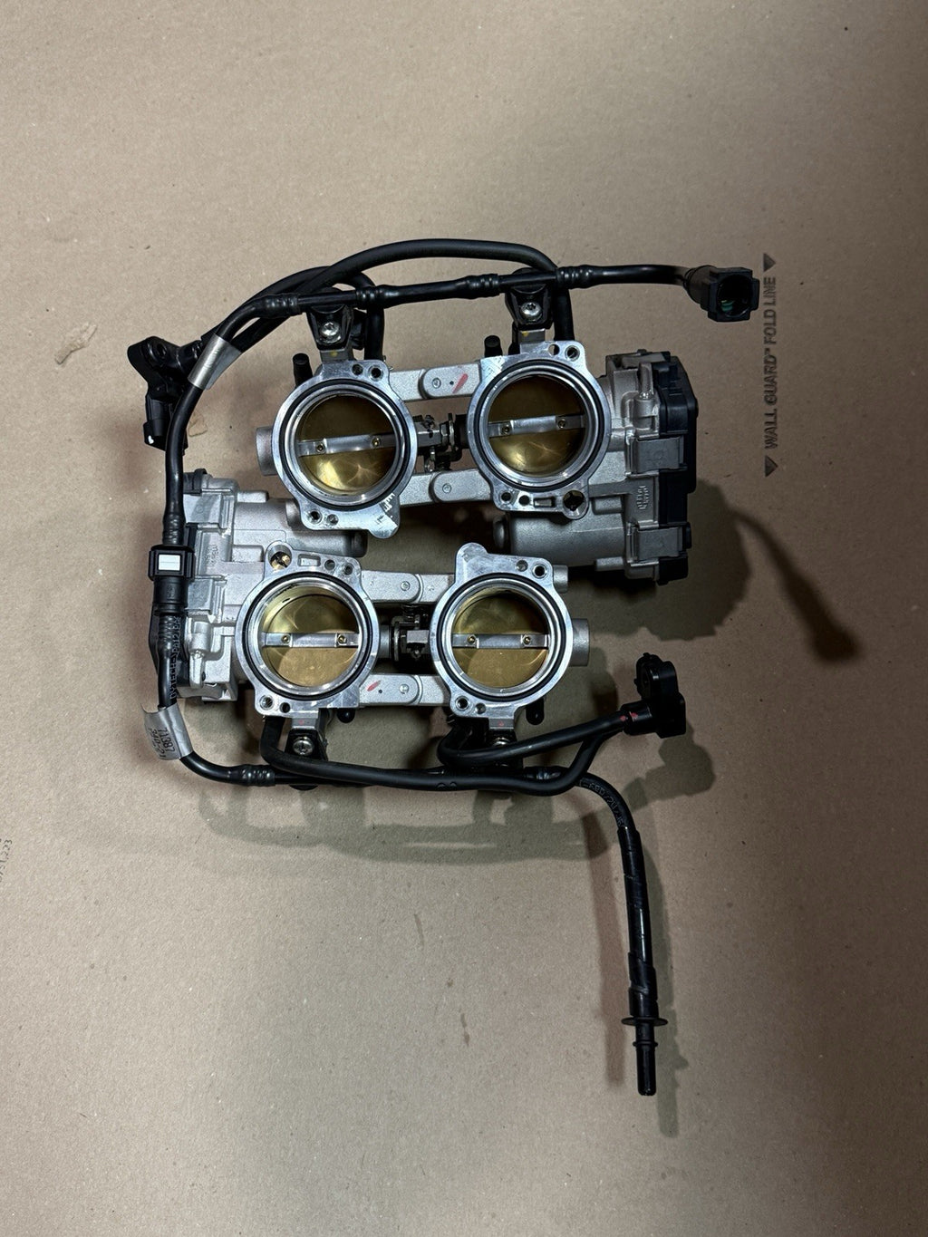 Aprilia RSV4 1100 Factory 21+ Front Rear Throttle Bodies Body Fuel Injectors