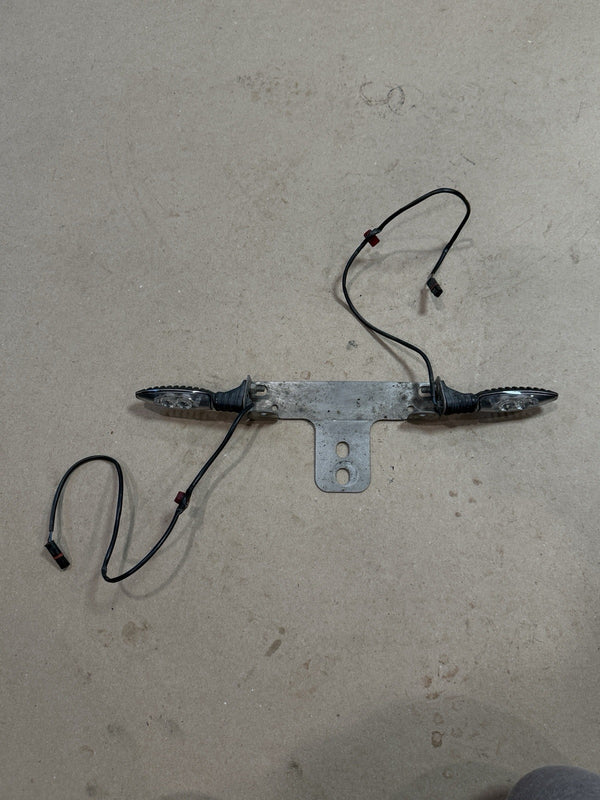 2010 09-14 BMW S1000RR S1000 1000 RR AFTERMARKET REAR TURN SIGNALS LICENSE LIGHT